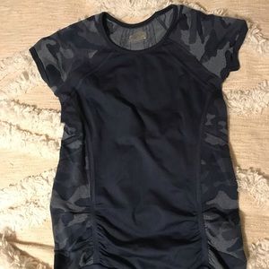 Athleta short sleeve top